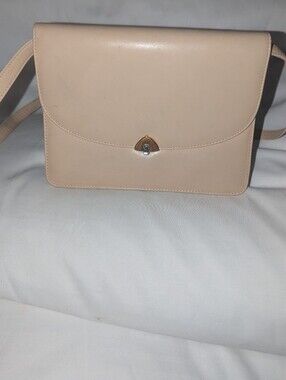 Vintage Teo Cream Crossbody Bag with Gold Accent